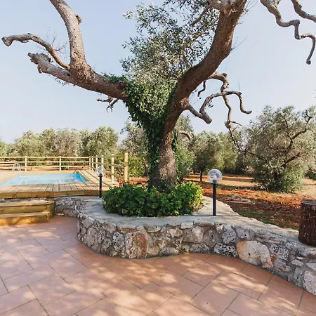Holiday home Trullo Isabella *